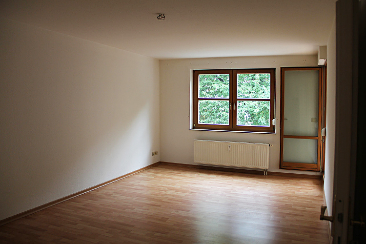 Leere Immobilie in Leipzig - Vorher leer01_vorher.jpg
